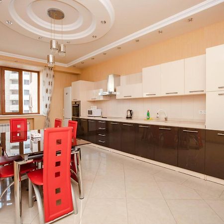Stay Inn Apartments On Amiryan 4-6 Yerevan Exterior photo